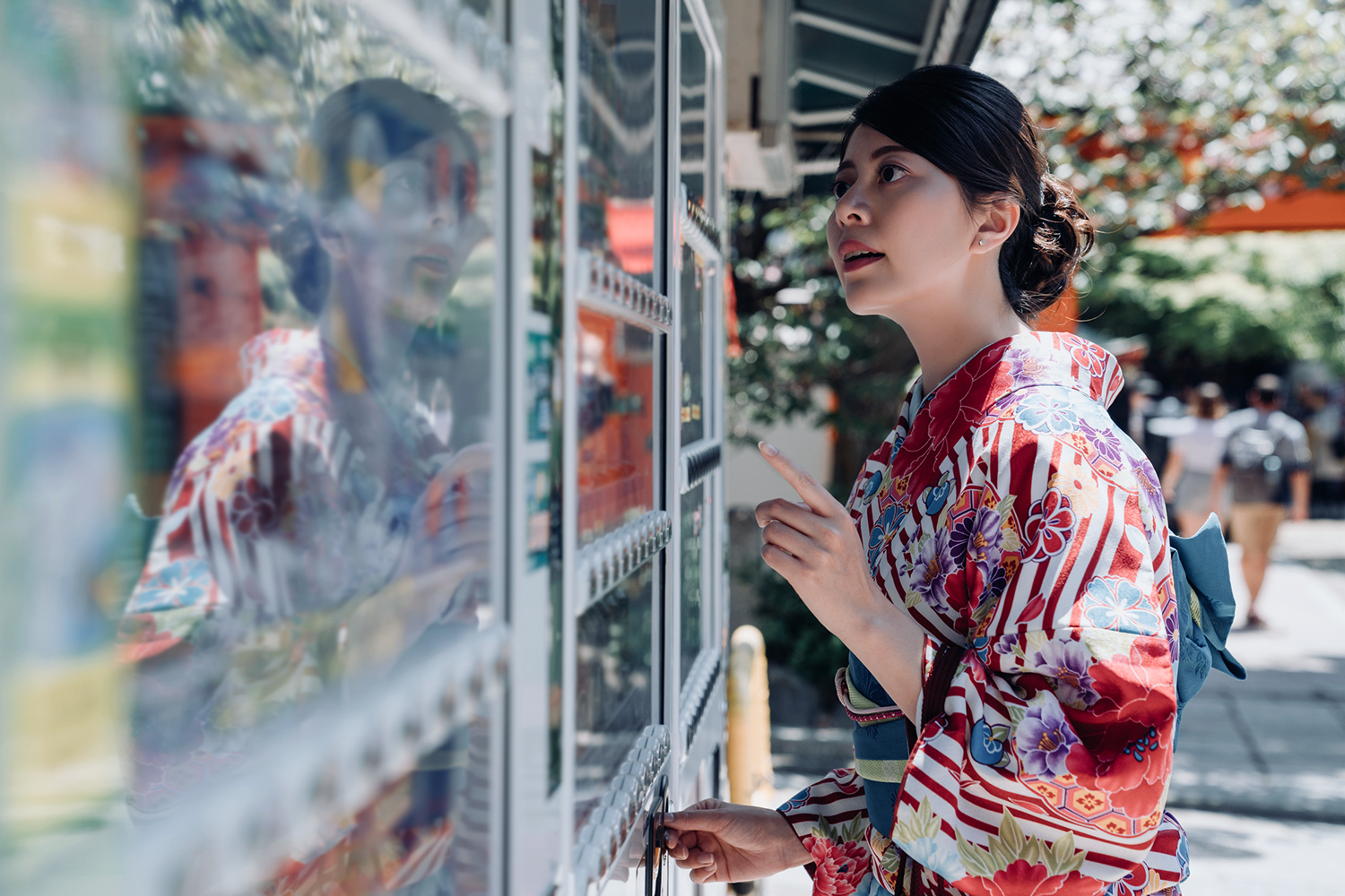 Japan's Vending Machine Designs Are Like No Other Country's