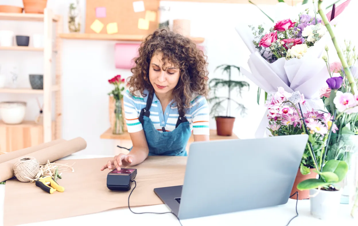 DX4000D_flower shop_back office_HD_0.png