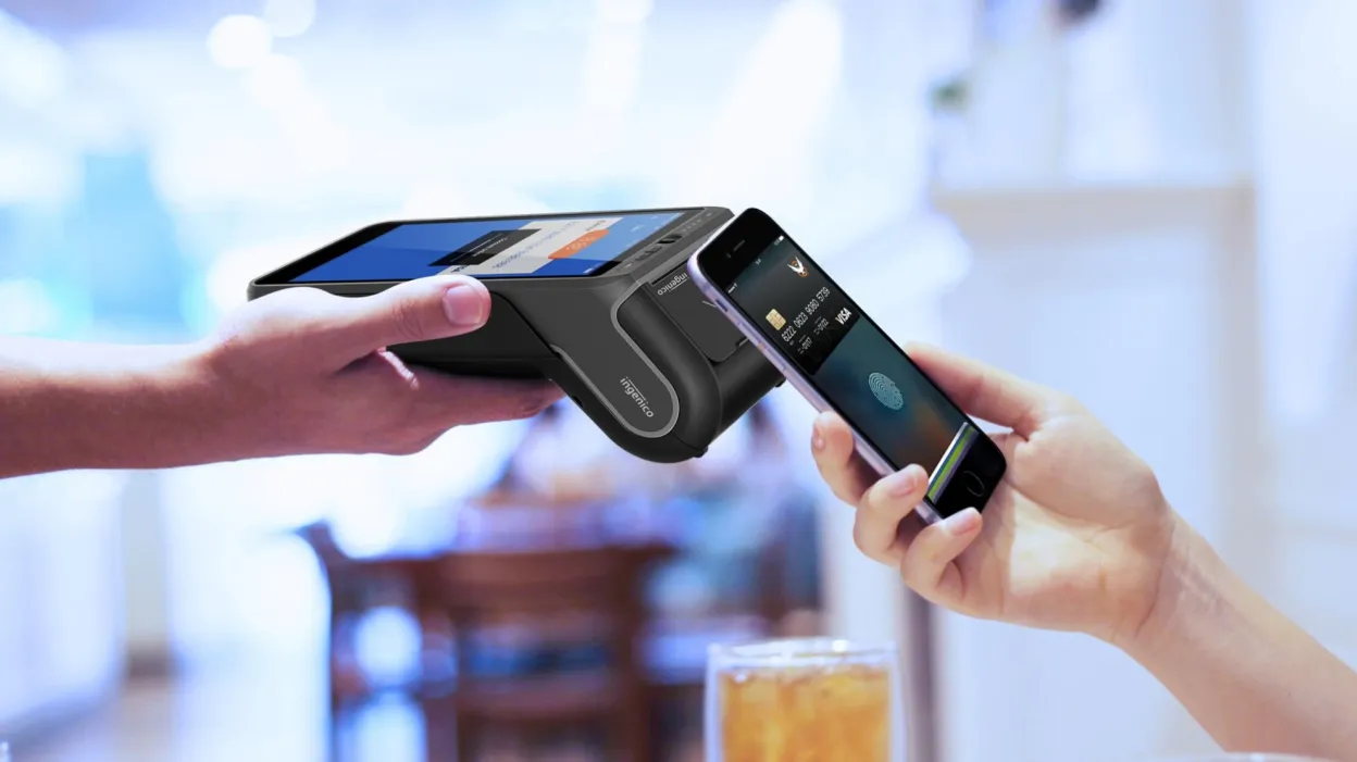 Ingenico Less contact? Go contactless!